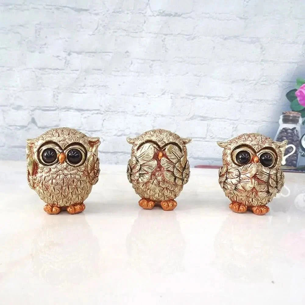 Gold owl decorative statue - Hand-carved & nostalgic for your home