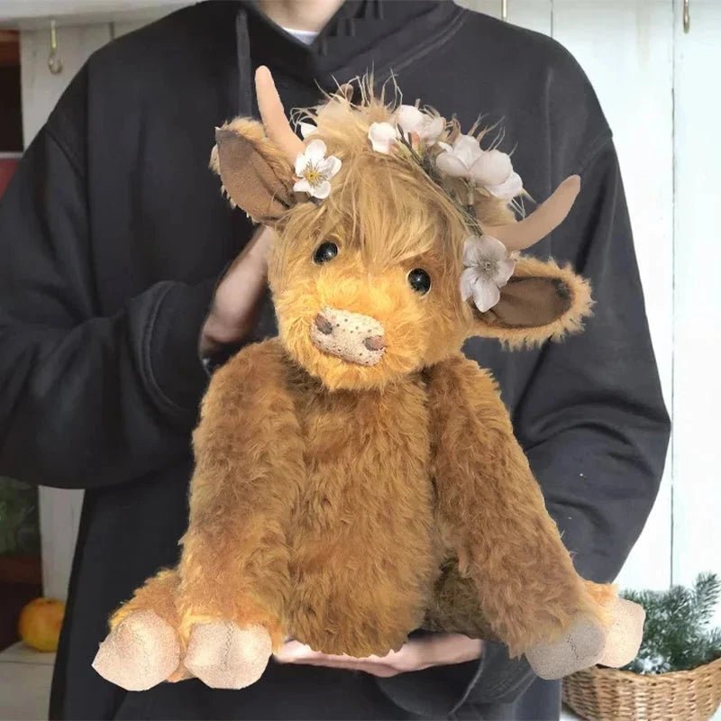 BLOOMCOW – Highland cow with flower crown decoration