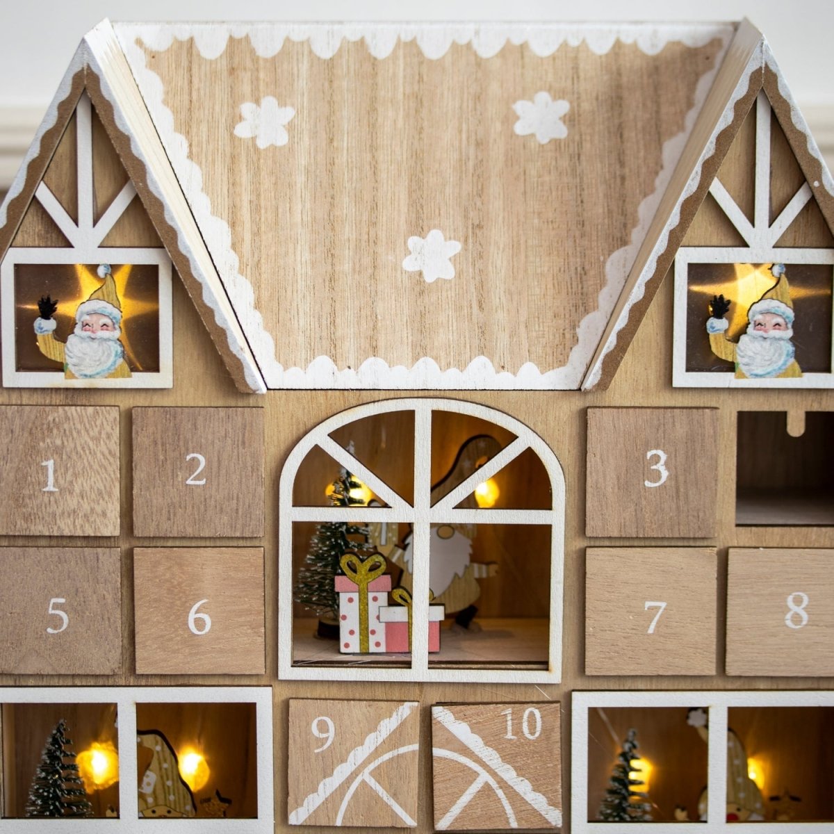 XMASCOTTAGE – Illuminated Wooden Advent Calendar for Festive Home Decor
