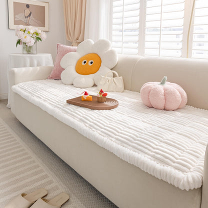 PAWFLANNEL – Soft Flannel Pet Mat to Protect Sofa and Bed