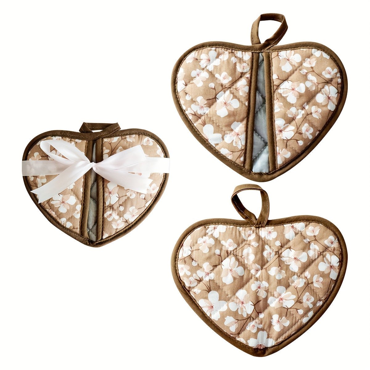 WARMHEART – Heat-resistant heart-shaped pot holders in floral vintage design