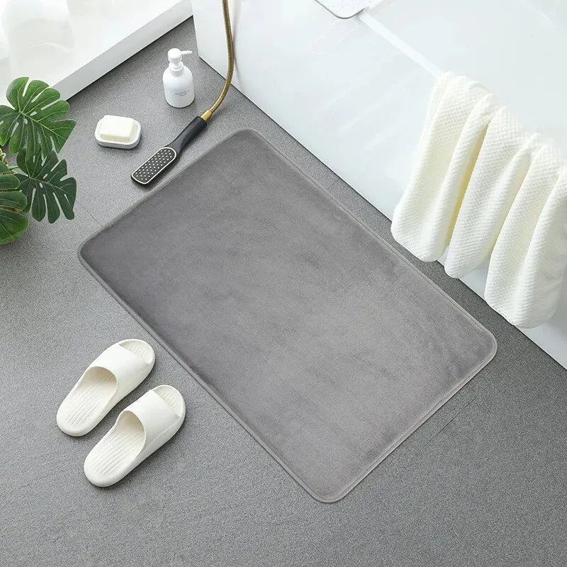 WOHLTRITT – Memory Foam Bath Mat with Anti-Slip Function