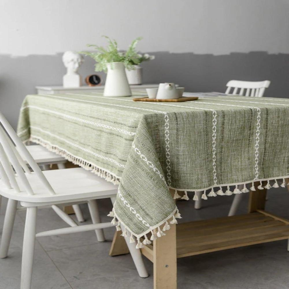 TABLELUXE – Tablecloth made of cotton and linen for an elegant look