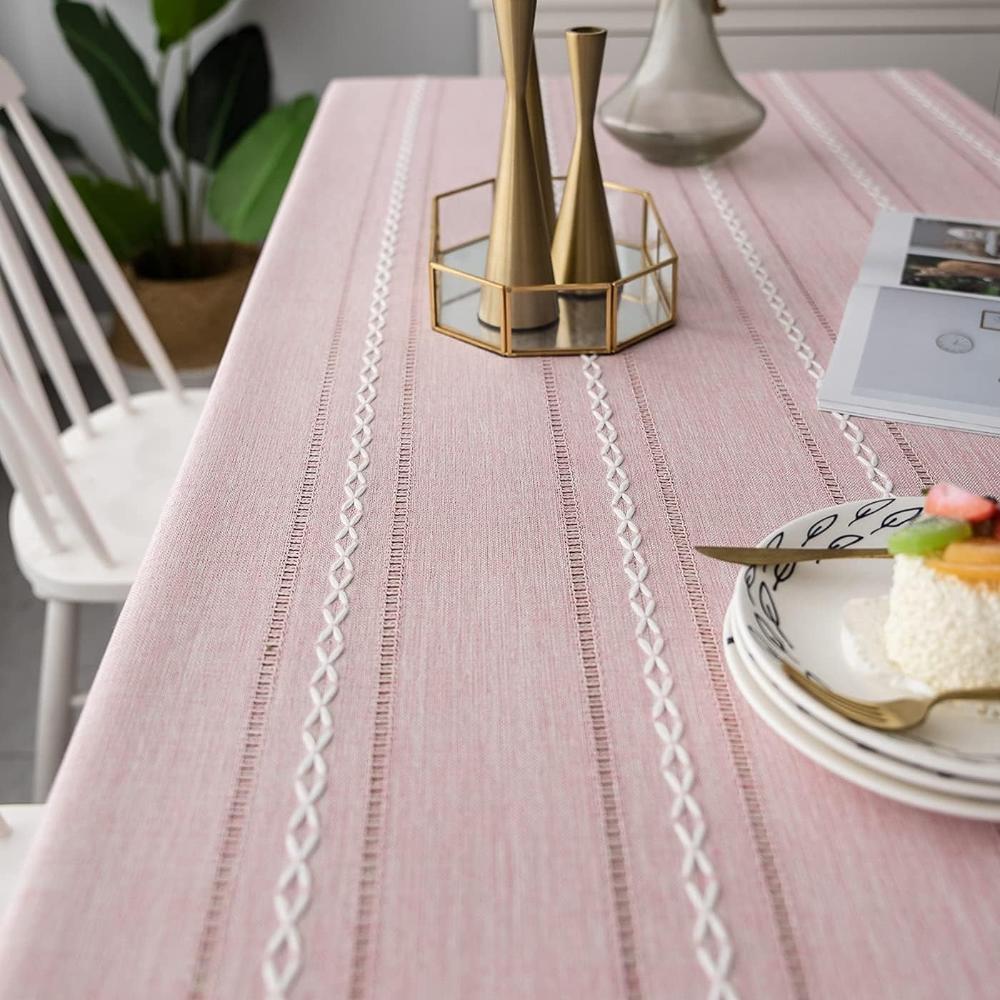 TABLELUXE – Tablecloth made of cotton and linen for an elegant look
