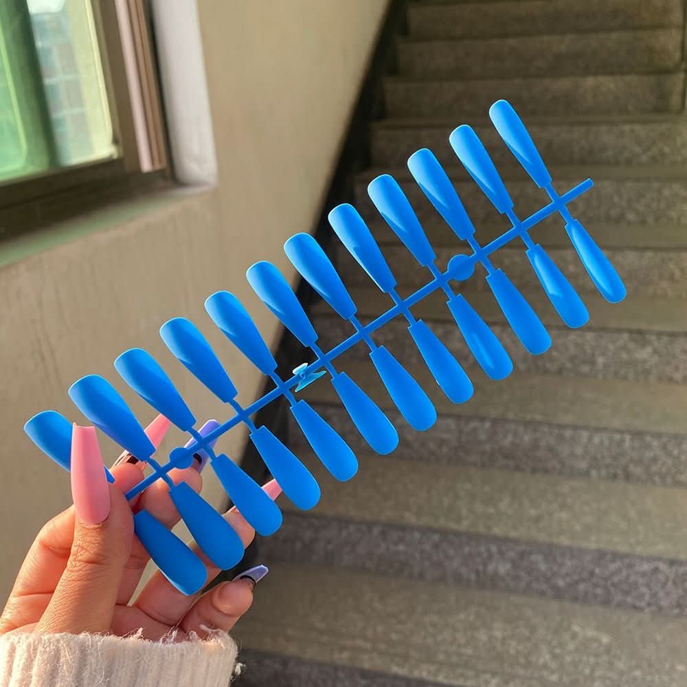 ChicNails Matte Press-On Nails - Elegant artificial nails in 13 colours