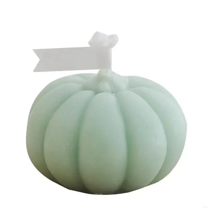 AromaSphere – Handmade Scented Candle in Pumpkin Shape for Cozy Atmosphere