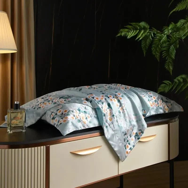 Aurasilk – Mulberry Silk Pillowcase for Luxurious Sleep