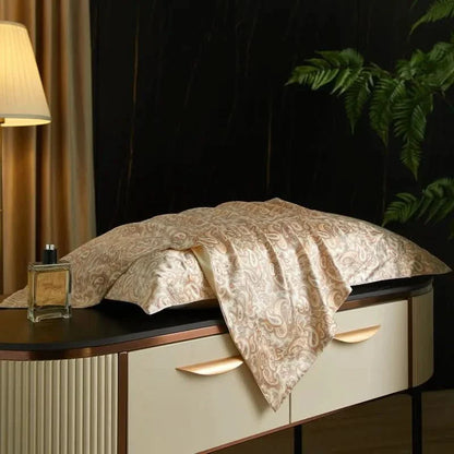 Aurasilk – Mulberry Silk Pillowcase for Luxurious Sleep