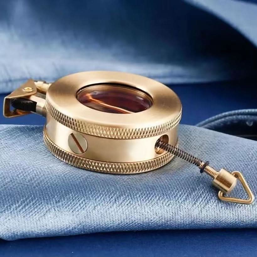 SPARKVION – Retro storm lighter with sturdy metal housing