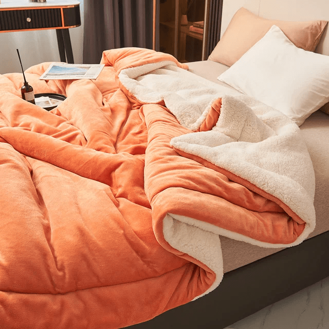CozyLuxe – Luxurious Fleece Blanket for Comfort & Warmth