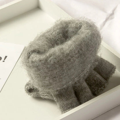 WARMTOUCH – Winter half-finger gloves with touchscreen function & soft knit design
