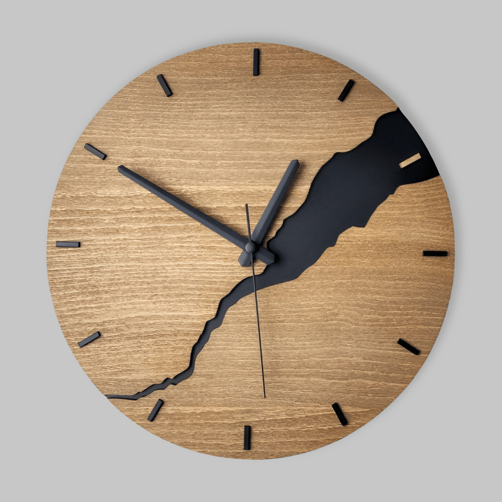 HORAWOOD – Elegant wooden wall clock with timeless charm for modern living spaces