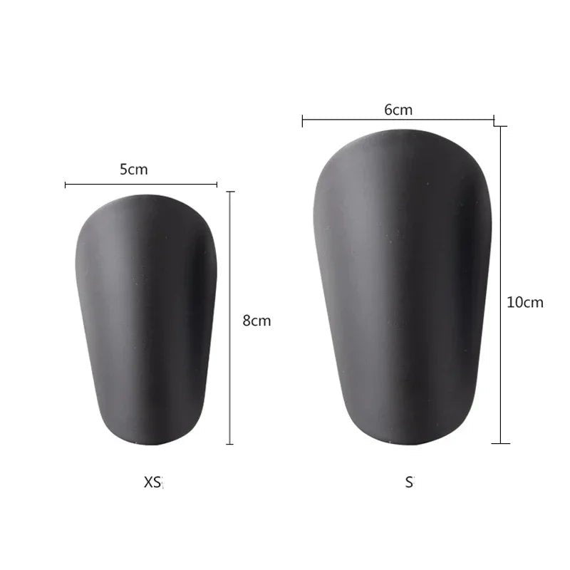 IMPACTZONE – Light, shock-absorbing shin guards for soccer training
