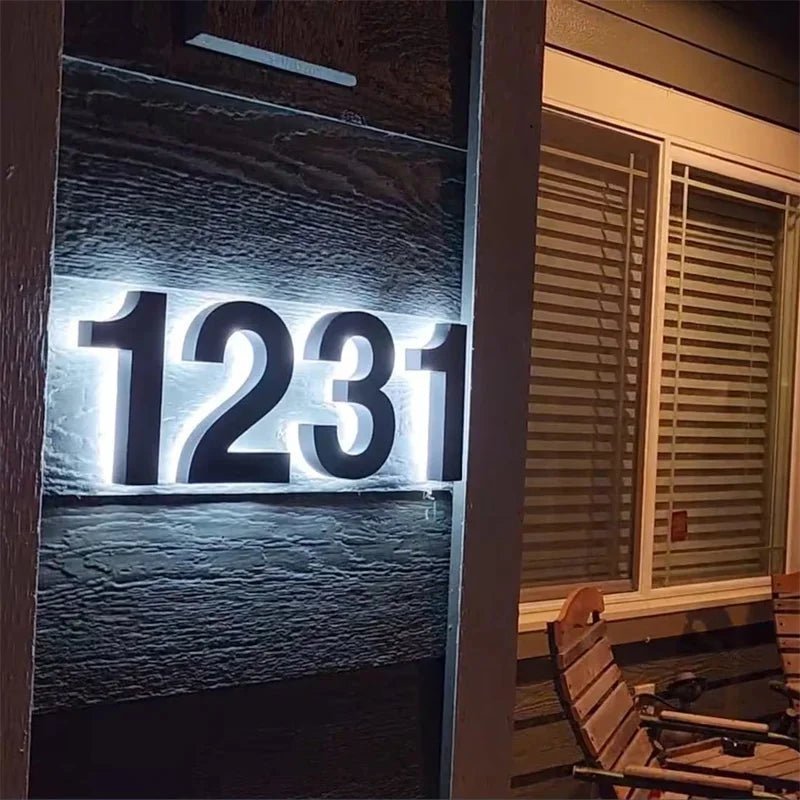 LICHTZEICHEN – Individually Customizable LED House Numbers for Modern Homes