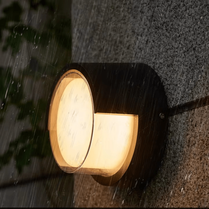 Outdoor LED Wall Light – Modern Design for Style & Visibility