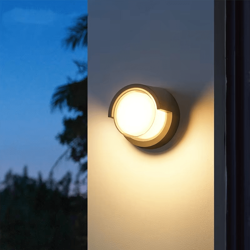 Outdoor LED Wall Light – Modern Design for Style & Visibility