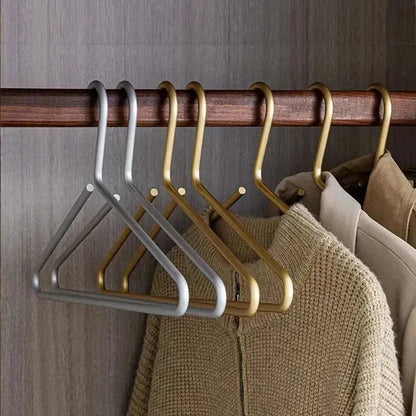 SILKGOLDEN – Elegant Gold/Silver Hanger Set for Neat & Space-Saving Home Wardrobes