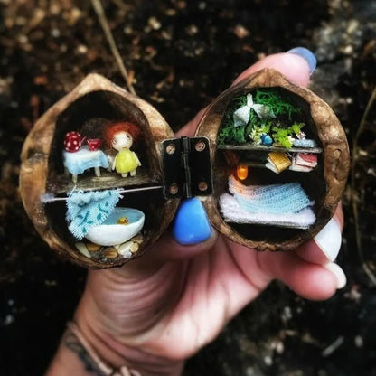 WALDWHISPER – Handmade dollhouse made from walnut shells with interior lighting