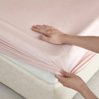 LUXMULBERRY – Ultra-smooth fitted sheet made of mulberry silk with a cooling sensation