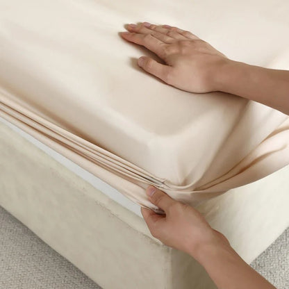 LUXMULBERRY – Ultra-smooth fitted sheet made of mulberry silk with a cooling sensation