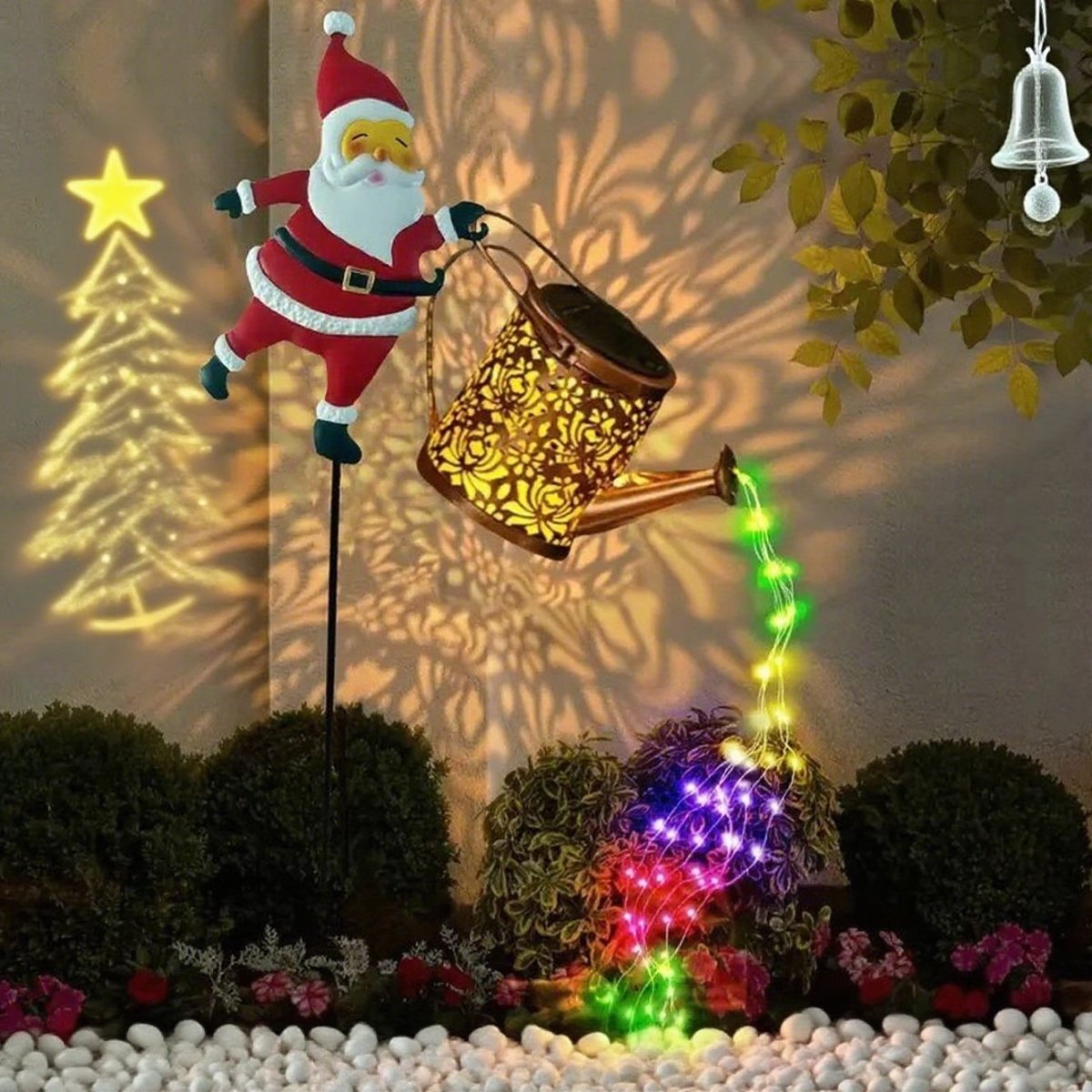 HOLLYPOUR – Solar Santa Watering Can Lantern for Cozy Winter Garden Decoration