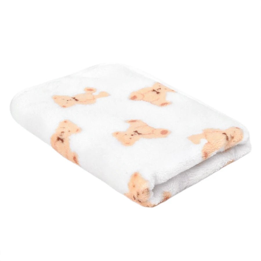 PAWSOFT – Plush Flannel Pet Blanket with Paw Design, Cozy & Easy Care