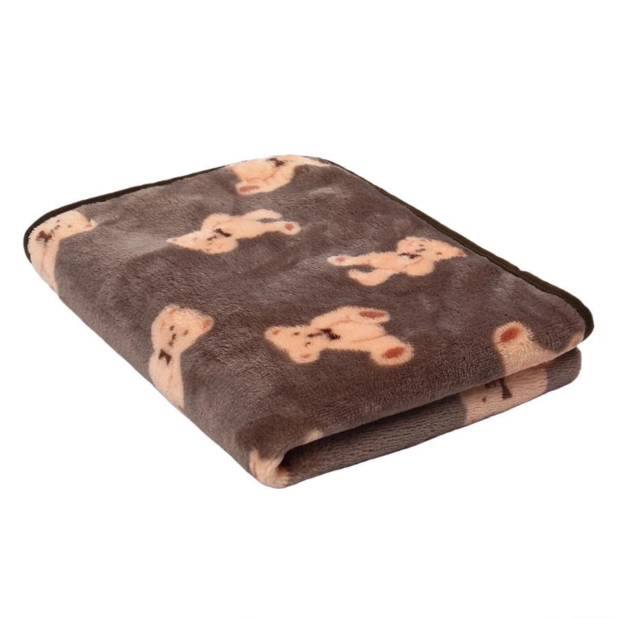 PAWSOFT – Plush Flannel Pet Blanket with Paw Design, Cozy & Easy Care