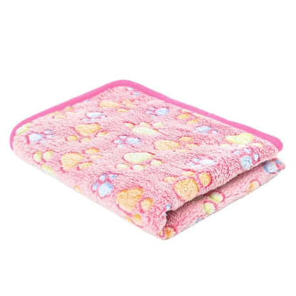 PAWSOFT – Plush Flannel Pet Blanket with Paw Design, Cozy & Easy Care