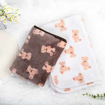 PAWSOFT – Plush Flannel Pet Blanket with Paw Design, Cozy & Easy Care