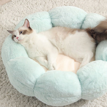 PAWFLORA – Cat Bed in Flower Shape for Deep Sleep and Relaxation
