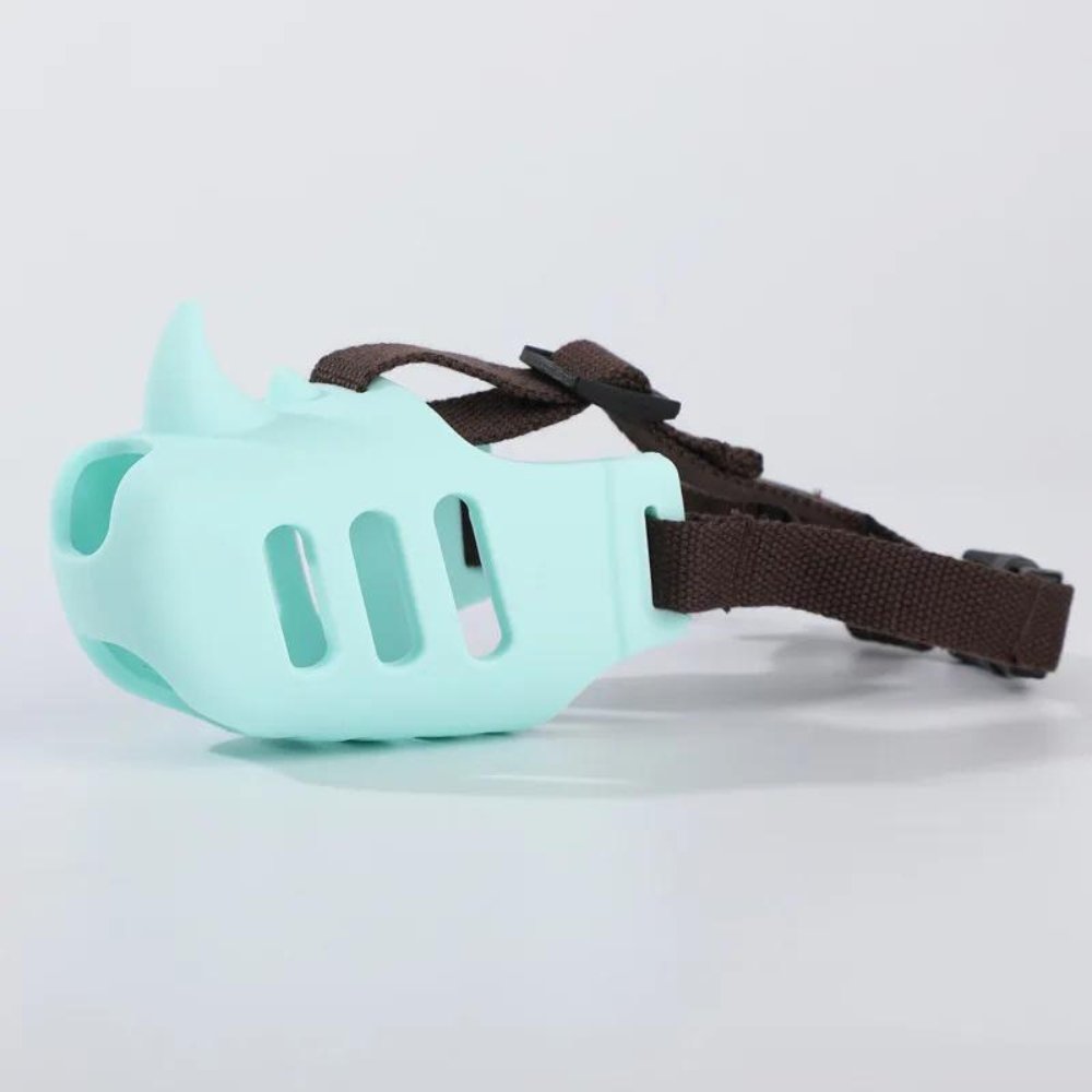 FURLOCK – Adjustable & Breathable Muzzle for Daily Comfort