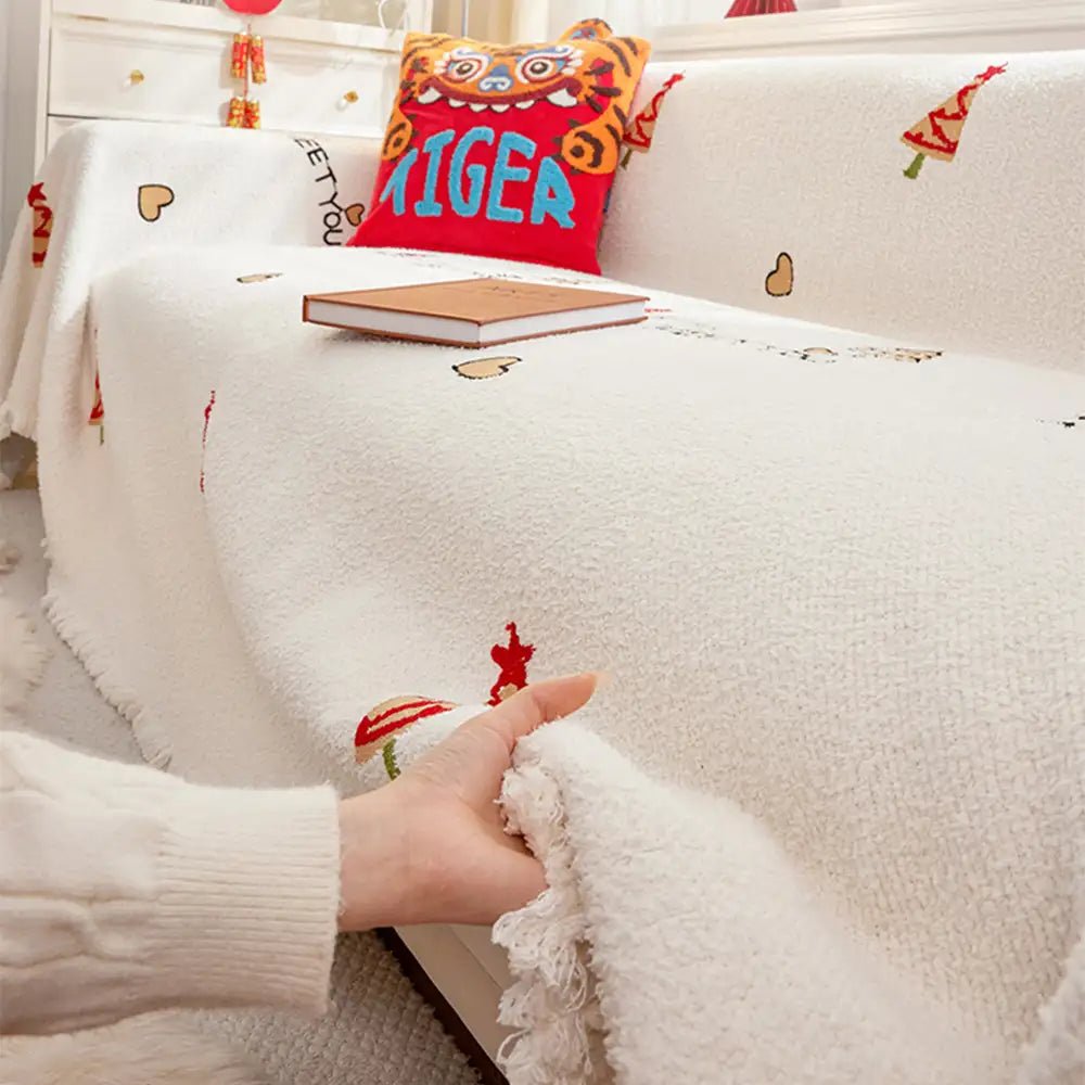 MERRYFLEECE – Christmas plush sofa blanket with festive tree design and ultra-soft comfort