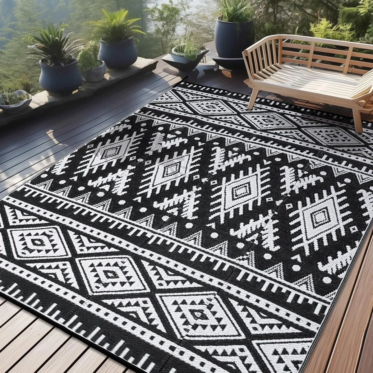 OUTWEAVE – Durable Waterproof Reversible Outdoor Artificial Straw Mat for Terrace & Picnic