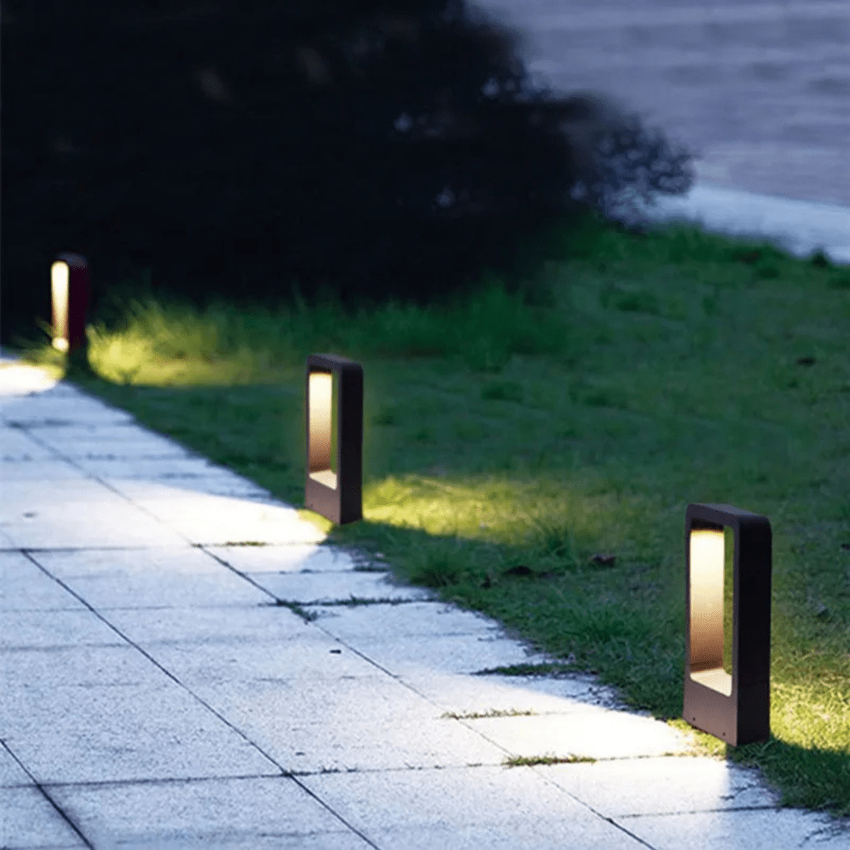 GartenGlanz – Stylish Lighting for Paths & Beds