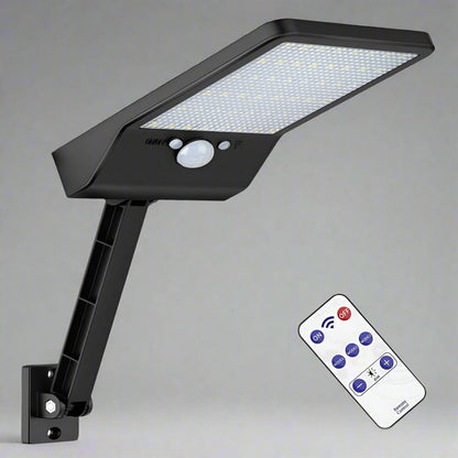 LumiGuard solar spotlight - LED outdoor light with motion sensor & remote control