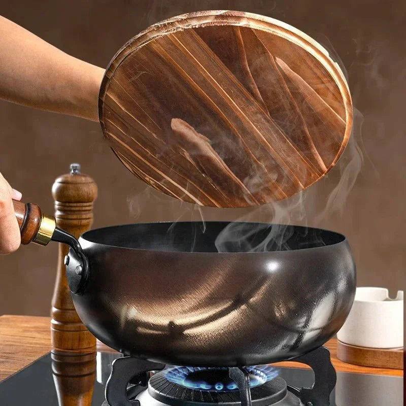 FORGIRON – Hand-forged iron pan with wooden handle and optional lid (24/28 cm)