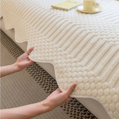 PLUSHCREAM – Thick Tuft Fleece Sofa Cover for Warm Winter Coziness