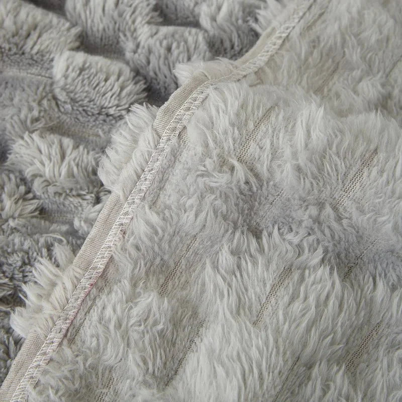 CHENILLO – Plush Chenille Sofa Cover with Anti-Scratch Protection