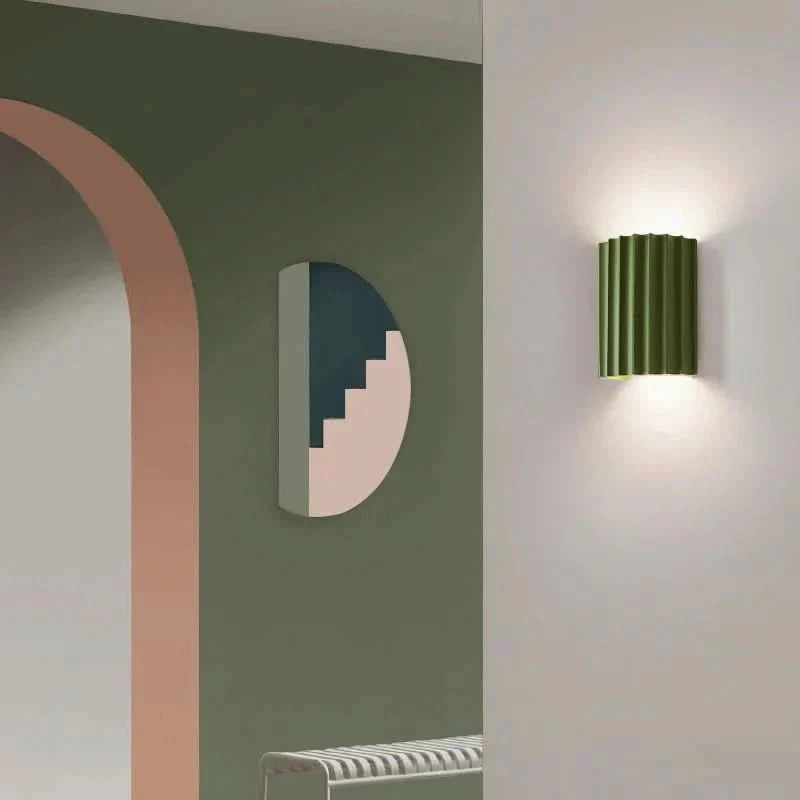 NordicGlow resin wall light - Minimalist & energy-efficient for stylish rooms