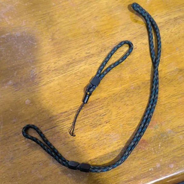 HANDY SAFE – Anti-Loss Lanyard for Phones and Speakers