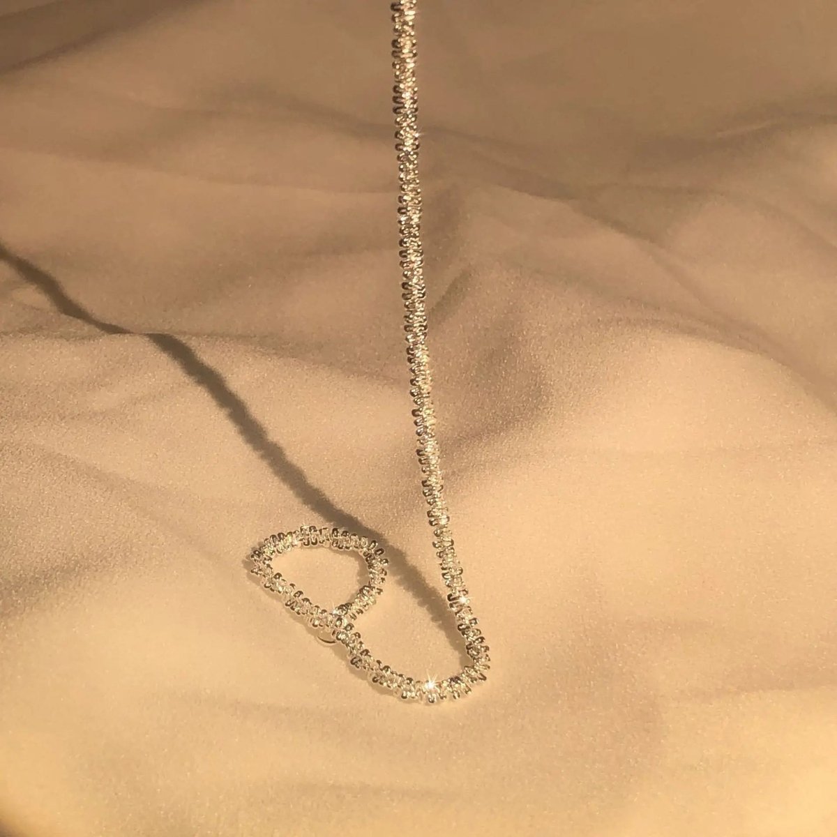 LUXEBAND – Timeless bracelet made of sterling silver – A special gift for her