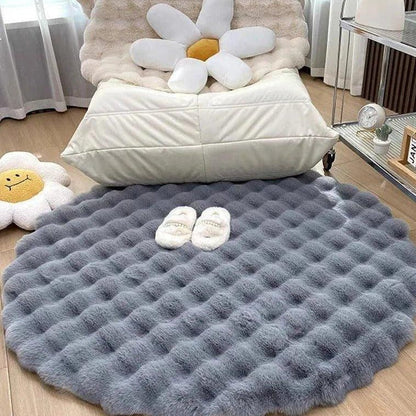 NORDILOFT – Fluffy, round polyester rug for cozy Scandinavian living spaces