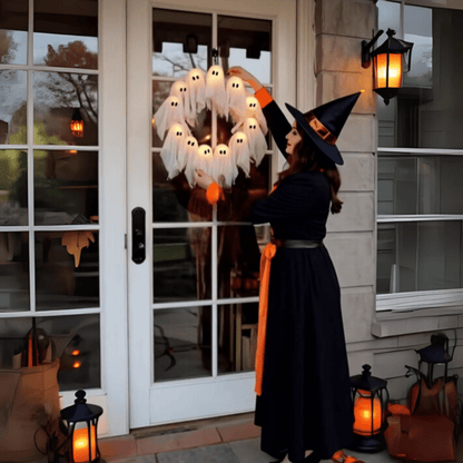 FrightLights LED Wreath – Spooky Halloween Magic for Atmospheric Decoration