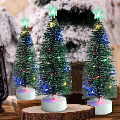 BRIGHTMAS – LED Christmas Light Chain for Trees in Two Color Variants