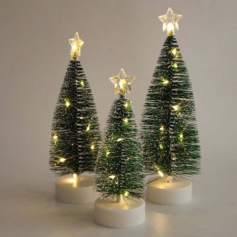 BRIGHTMAS – LED Christmas Light Chain for Trees in Two Color Variants