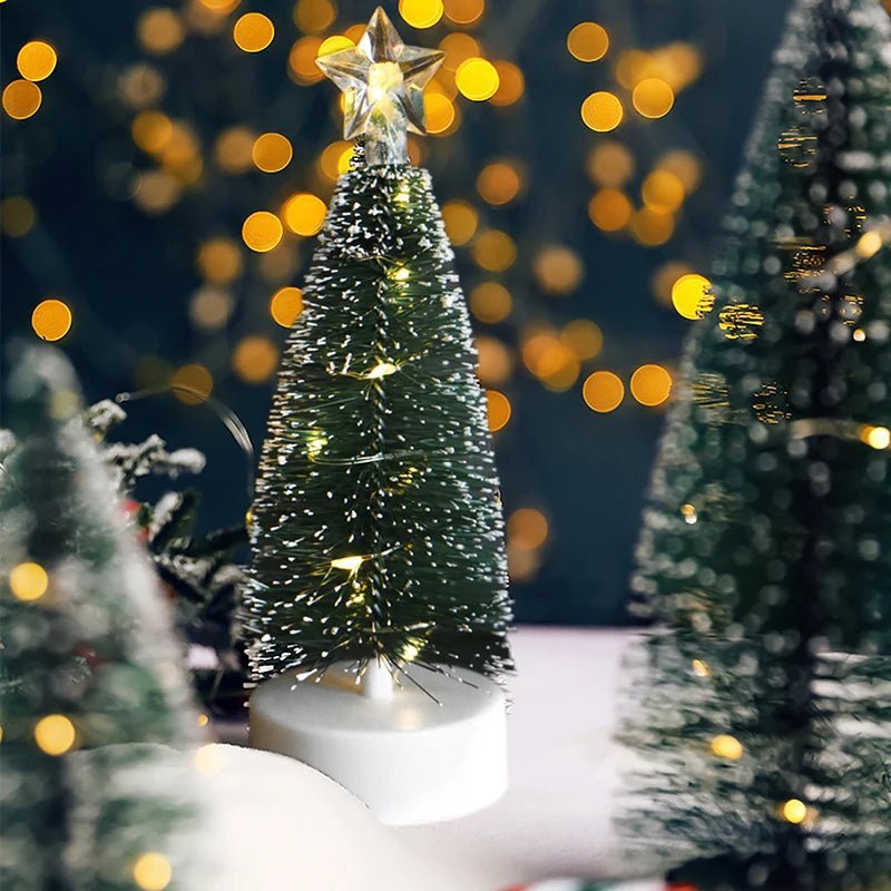 BRIGHTMAS – LED Christmas Light Chain for Trees in Two Color Variants