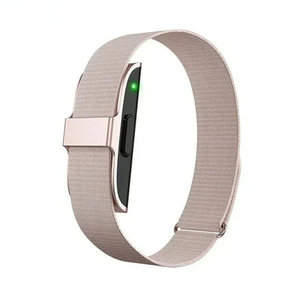 HealthTrack - IP68 fitness tracker with heart rate & O2 measurement