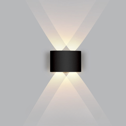 Waterproof LED outdoor wall light - Elegant & energy-efficient outdoor lighting made of aluminium