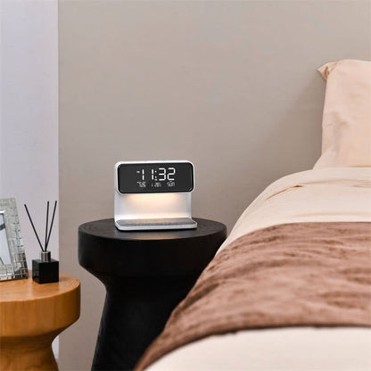 KlarBlick – Clear LCD Alarm Clock with Dimming Function