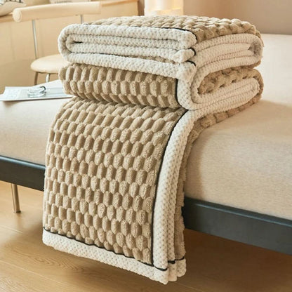 ComfortSculpt – Attentive Gift with Elegant Texture